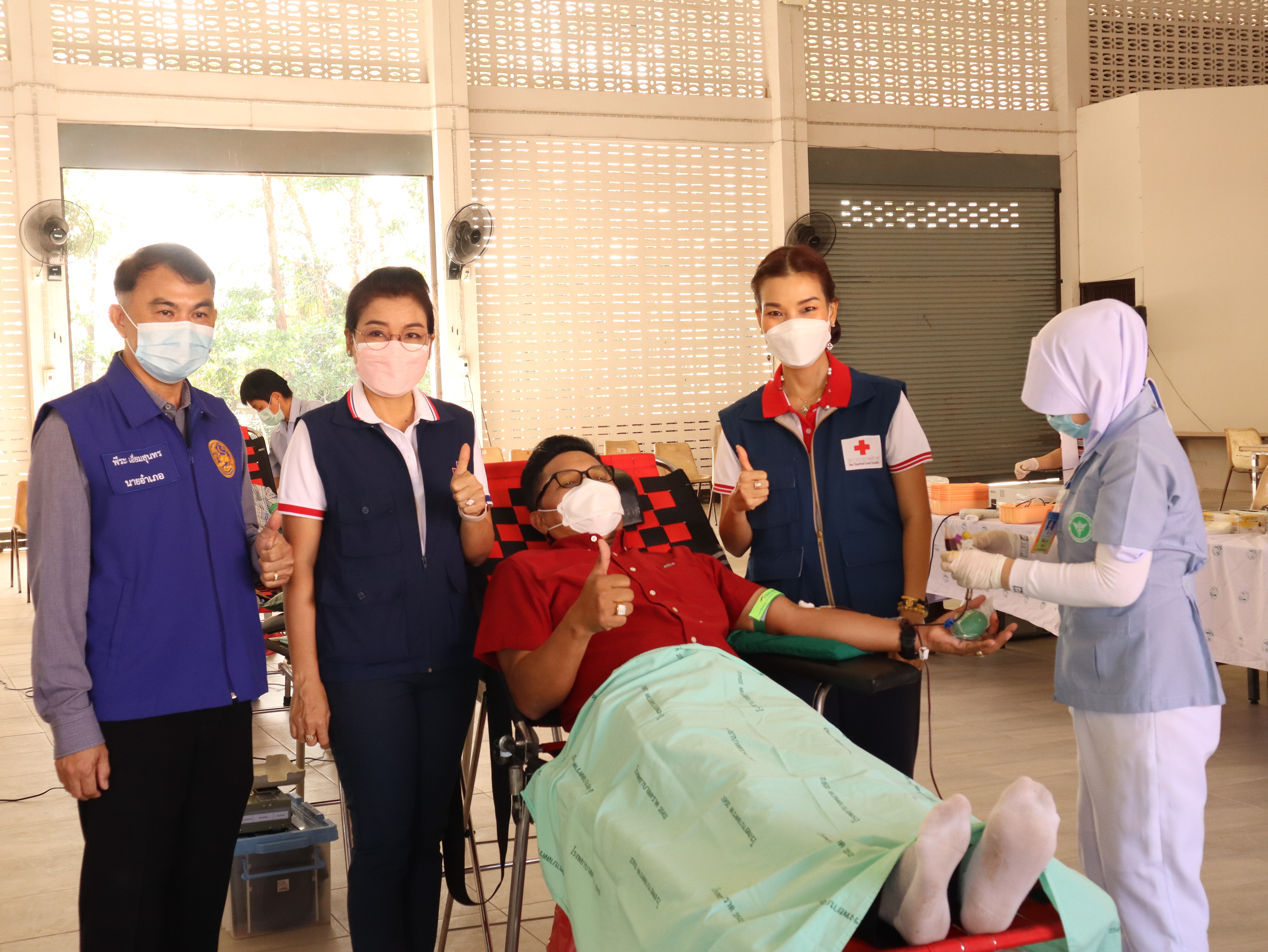 ร่วมบริจาคโลหิตกับเหล่ากาชาดจังหวัดตราด